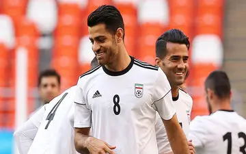 جانشین حسینی لو رفت؛ جدایی مدافع محبوب برانکو برای پیوستن به پرسپولیس + عکس