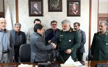  تفاهم قرارگاه خاتم الانبیاء (ص) با بنیاد مسکن برای بازسازی مناطق زلزله زده