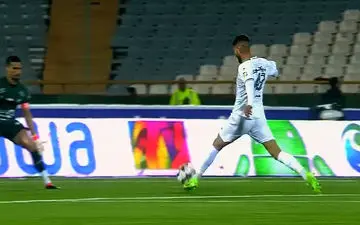 گل اول ذوب آهن به استقلال | فیلم