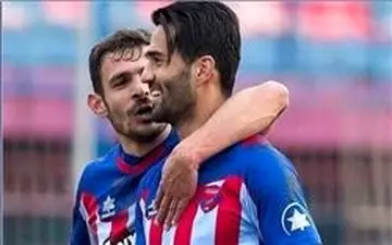 پیروی پانیونیوس در حضور شجاعی