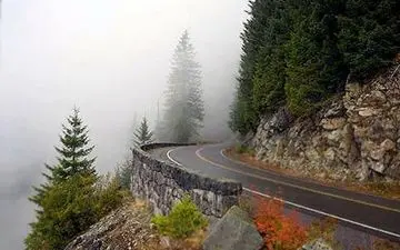 نابسامانی یکی از زیباترین جاده‌های جهان