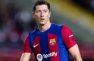 ویدیو|  پنالتی از دست رفته بارسلونا توسط لواندفسکی