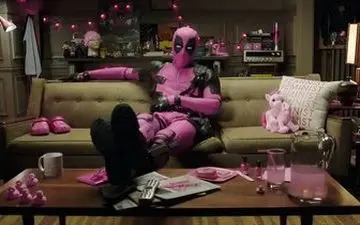  لباس عجیبی که بازیگر سرشناس برای کمک به بیماران سرطانی به حراج گذاشت