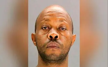 "قاتل سریالی مادربزرگ‌ها" در دادگاه: محاکمه مردی که 18 زن مسن را به قتل رساند