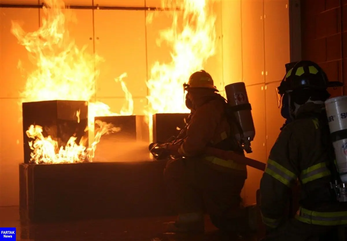 آتش‌سوزی در کارخانه آسیاب پلاستیک پاکدشت تلفات جانی نداشت