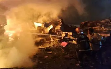 مهار آتش‌سوزی پارکینگ طبقاتی طالقانی اهواز بدون تلفات

