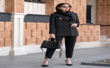 ست های جذاب و شیک برای مانتو مشکی| چگونه بهترین استایل را با مانتو مشکی داشته باشیم؟
