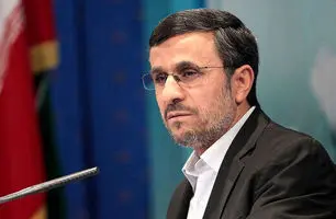 تصویری از عاشقانه دونفره محمود احمدی نژاد و همسرش!