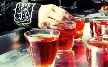 اصول بهداشت در توزیع چای و غذای نذری