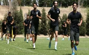 ساپینتو هم چنان نگران عدم حضور مدافع جدید/مجوز بازی هنوز صادر نشده است! 