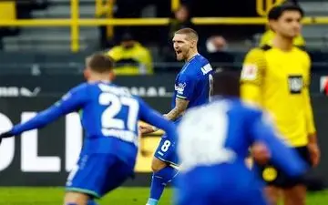 پیروزی قاطع بارسلونا مقابل اتلتیکومادرید با گلزنی و اخراج دنی آلوز