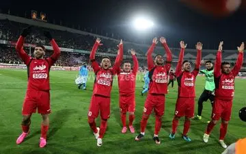 جشن قهرمانی پرسپولیس؛ مثل یووه، بایرن و لستر
