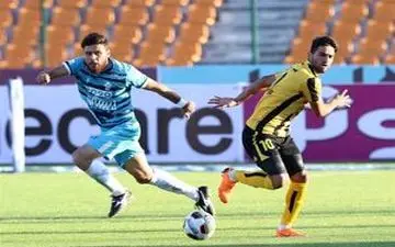 
پیکان از سد سپاهان گذشت
