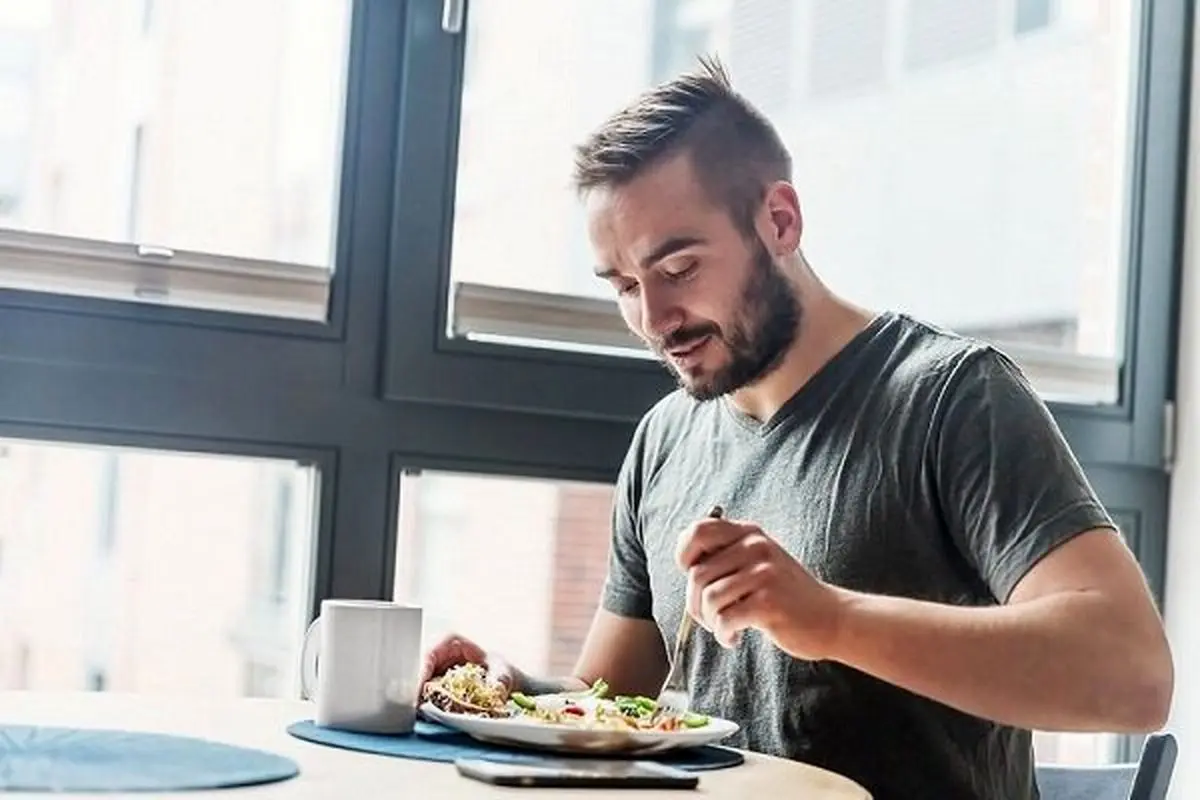 مصرف این غذاها باعث گرمازدگی و عطش می‌شود