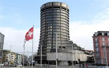 موافقت آمریکا با انتقال نیمی از دارایی‌های افغانستان به بانک سوئیس