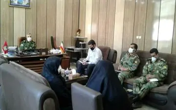 
دیدار جانشین قرارگاه غرب نزاجا با همسر شهید سلیمانی سماقستانی+ تصاویر