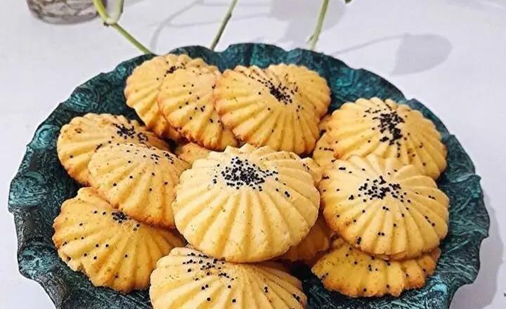 طرز تهیه شیرینی زعفرانی با فر و بدون فر