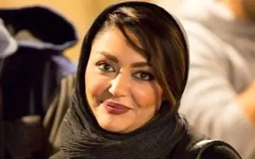 سلفی جالب خانم بازیگر با نوشته پشت پراید