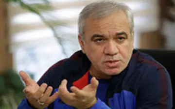 فتح‌الله‌زاده به مجری تلویزیون: حاجی‌جان می‌دانم ادای من را در می‌آوری!