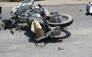 تصادف شاخ به شاخ سه موتورسیکلت با یکدیگر + فیلم 
