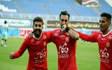 سرمربی استقلال همچنان به دنبال جذب مهاجم شهرخودرو
