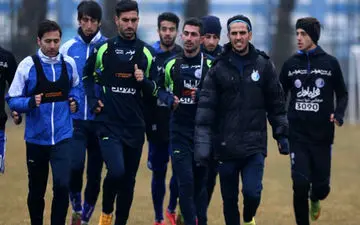 صحبت‌های منصوریان با دروازه‌بان دوم استقلال/ تبریک تولد مدافع برزیلی