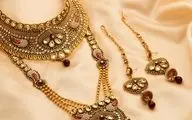 خارج کردن جواهرات و فلزات از شکم زن هندوستانی! +فیلم 