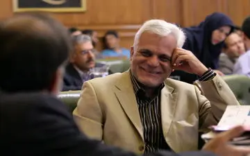 طلایی تایید صلاحیت شد/ رقابت انتخاباتی داغ تر می شود