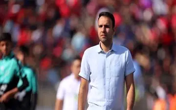 خلیلی: فرشاد احمدزاده به دلیل ناراحتی زودتر ورزشگاه را ترک نکرد