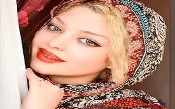 تیپ و ظاهر متفاوت بازیگر زن دورگه ایرانی هندی در یک مراسم