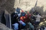 هشدار مدیرکل بحران استان در مورد حفر چاه؛ ریزش چاه جان کشاورز صحنه‌ای را گرفت



 
