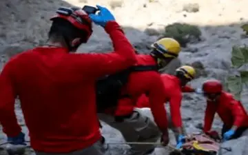 سقوط مرگبار بانوی کوهنورد در ارتفاعات برفخانه طزرجان تفت