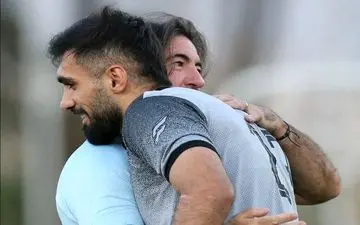 تمرین انفرادی در سکوت؛ عارف آقاسی به تنهاترین بازیکن استقلال تبدیل شد