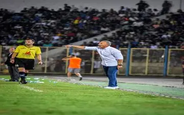 درخشان: در نخستین بازی لیگ به بازیکن جوان بومی بازی دادم / کیفیت چمن روی بازی ما تاثیر گذاشت