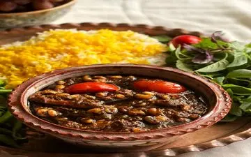 اگه از غذای تکراری خسته شدی خب خورشت خرفه درست کن!