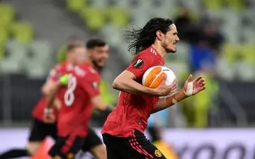 انتقال رونالدو به یونایتد به سود بارسلونا می شود؟