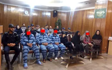 توبه دختر قداره کش در زندان / این دختر و باندش مردان را به خلوتگاه می کشاندند + عکس
