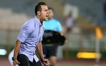 درگیری لفظی علی کریمی با مهدی تارتار