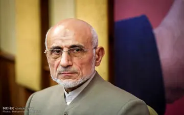 وقتی تتلو را در کنار رییسی دیدم با خودم گفتم این چه کاری بود آقای رئیسی کرد؟