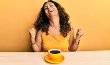 آب‌کردن چربی شکم با قهوه در ۵ روز | بدون رژیم و ورزش سخت!