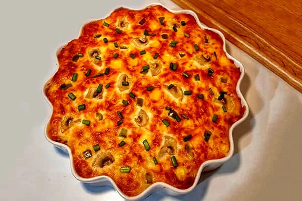 طرز تهیه پای ماکارونی با گوشت چرخ کرده و پنیر!