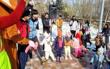 تصاویری دیدنی از جشنواره مجسمه‌های برفی در کرمانشاه 