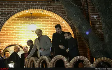  حافظ ناظری از اصغر فرهادی تقدیر کرد