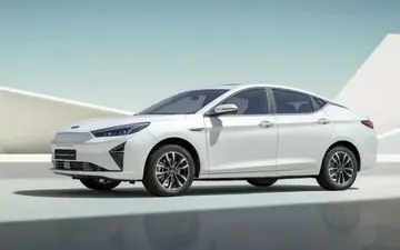 شرایط پیش‌فروش دو مرحله‌ای KMC J7 مهر ۱۴۰۴ اعلام شد