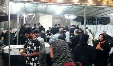 فیلم شهروندی/ پذیرایی موکب های عراقی در کربلا از زائران ایرانی