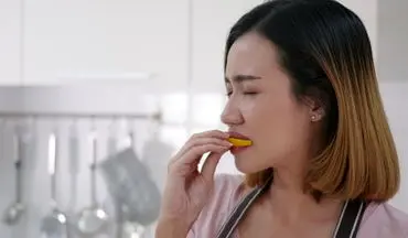 اگر در مصرف خوراکی‌های ترش زیاده روی کنیم چه اتفاقی می‌افتد؟