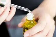 5 سرم خانگی گیاهی که ضد ریزش و تقویت کننده مو هستند
