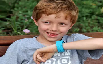 چگونه ساعت مناسب برای کودک خود انتخاب کنیم؟ | ۶ نکته کلیدی برای خرید هوشمندانه