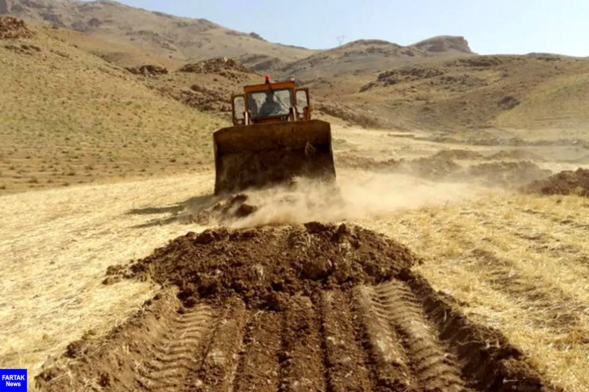 رفع تصرف 675 مترمربع از اراضی ملی در پلاک آهنگران شهرستان صحنه