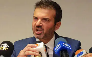 عدم حضور استراماچونی در نشست خبری